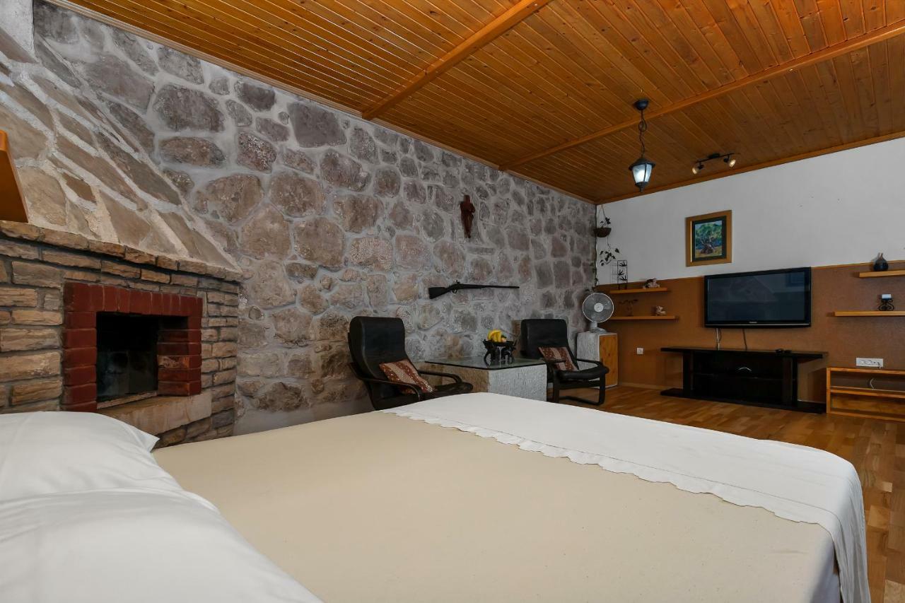Veliko Brdo  Holiday Home Duje מראה חיצוני תמונה